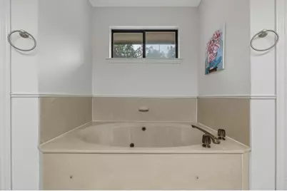 137 Long Wood Avenue, Lakeway, TX 78734 - Photo 23