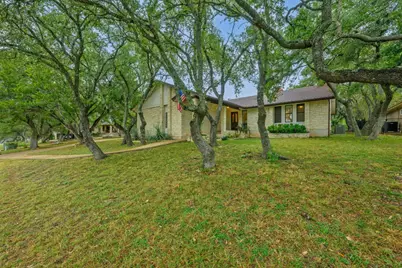 137 Long Wood Avenue, Lakeway, TX 78734 - Photo 1