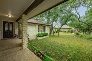 137 Long Wood Ave, Lakeway, TX 78734 - Photo 5