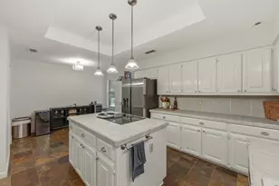 137 Long Wood Ave, Lakeway, TX 78734 - Photo 17