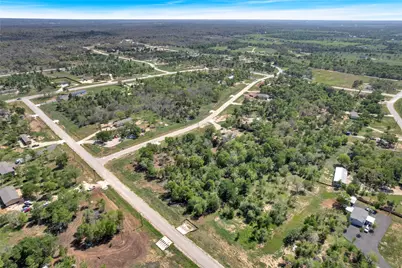 114 Empire Street, Elgin, TX 78621 - Photo 23