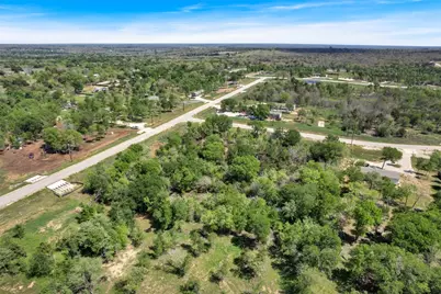 114 Empire Street, Elgin, TX 78621 - Photo 9