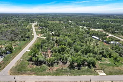 114 Empire Street, Elgin, TX 78621 - Photo 15