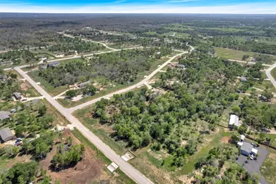 114 Empire Street, Elgin, TX 78621 - Photo 23