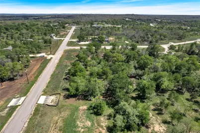 114 Empire Street, Elgin, TX 78621 - Photo 13