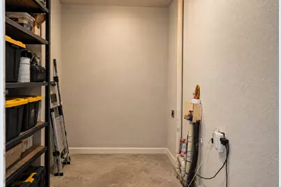 6707 Santos Street, Austin, TX 78741 - Photo 23