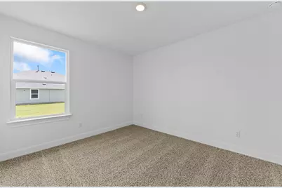137 Union Pacific Drive, Cedar Creek, TX 78612 - Photo 5