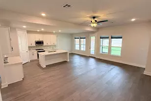 1849 Donetto Dr, Leander, TX 78641 - Photo 13
