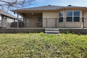 11124 Friendship Dr, Austin, TX 78754 - Photo 17