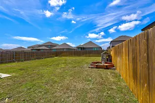 18517 Spotted Eagle Ln, Elgin, TX 78621 - Photo 31