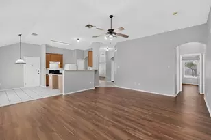 1302 Rainbow Parke Dr, Round Rock, TX 78665 - Photo 9