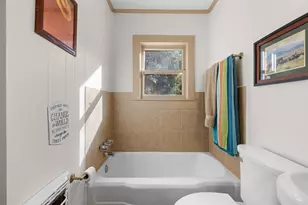 751 N Burleson St, Giddings, TX 78942 - Photo 17