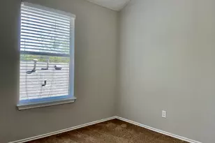1594 Parkfield Cir, Round Rock, TX 78664 - Photo 15