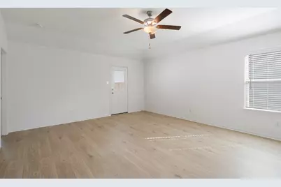 [Address not provided], Jarrell, TX 76537 - Photo 3