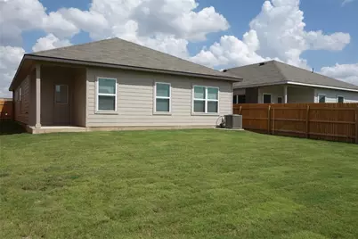 632 Independence Avenue, Liberty Hill, TX 78642 - Photo 25
