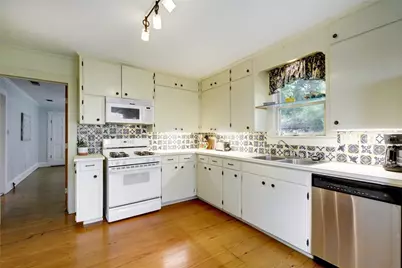 101 Short Street #A, Smithville, TX 78957 - Photo 9