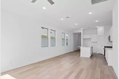 338 Bendecido Loop, Elgin, TX 78621 - Photo 7