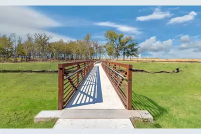 338 Bendecido Loop, Elgin, TX 78621 - Photo 35