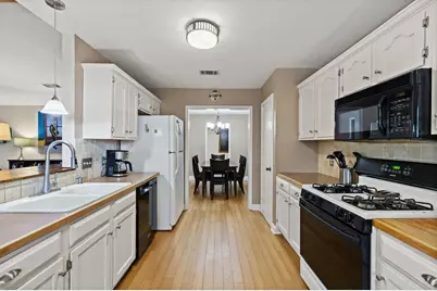 4526 Langtry Lane, Austin, TX 78749 - Photo 5