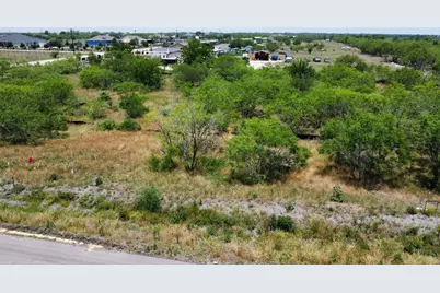 125 Eloise Court, Lockhart, TX 78644 - Photo 3