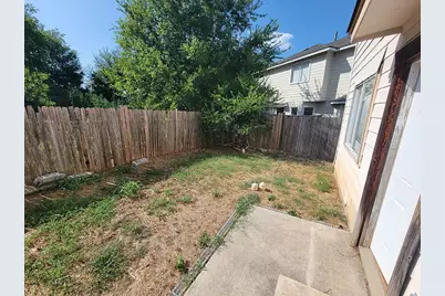 814 Sagewood Trail, San Marcos, TX 78666 - Photo 15