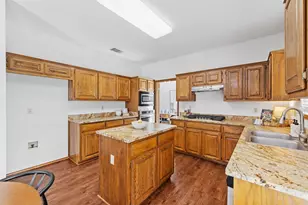 401 Hickory Ridge Trail, Pflugerville, TX 78660 - Photo 11