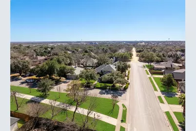 401 Hickory Ridge Trail, Pflugerville, TX 78660 - Photo 31