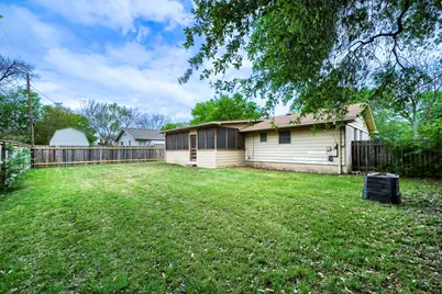 1909 Burbank Street, Austin, TX 78757 - Photo 17