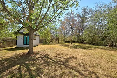 407 Magnolia Street, Bastrop, TX 78602 - Photo 25