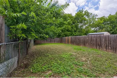 1006 Fiesta Street #A, Austin, TX 78702 - Photo 3