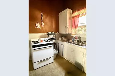 907 N Central Avenue, Cameron, TX 76520 - Photo 7