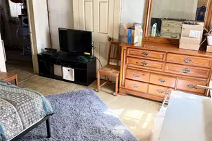 907 N Central Ave, Cameron, TX 76520 - Photo 11