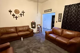 907 N Central Ave, Cameron, TX 76520 - Photo 3