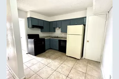 2904 Sweeney Lane #B, Austin, TX 78723 - Photo 3