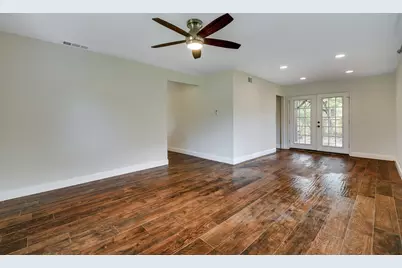 2603 Creek Bend Circle, Round Rock, TX 78681 - Photo 11