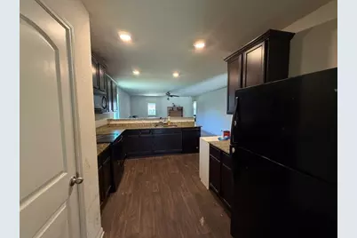 124 Niven Path, Jarrell, TX 76537 - Photo 3