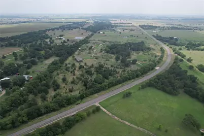 240 Cummings Road, Thorndale, TX 76577 - Photo 11
