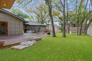 12904 Trailwood Rd, Austin, TX 78727 - Photo 31