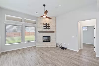 8316 Looksee Lane, Austin, TX 78744 - Photo 13
