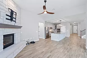 8316 Looksee Ln, Austin, TX 78744 - Photo 15