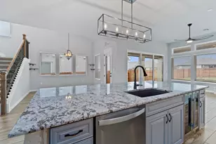 8316 Looksee Ln, Austin, TX 78744 - Photo 19