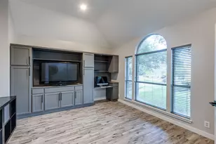 6 Stillmeadow Ct, The Hills, TX 78738 - Photo 11