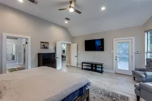 6 Stillmeadow Ct, The Hills, TX 78738 - Photo 13