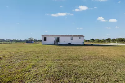 5238 County Road 353, Gause, TX 77857 - Photo 3