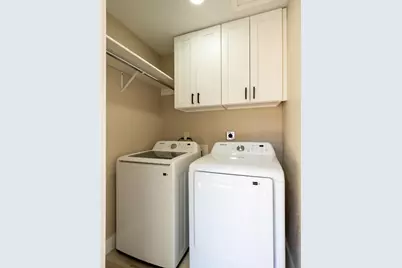 8314 Bowling Green Drive #B, Austin, TX 78757 - Photo 5