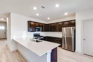 17304 Crownfield Path, Manor, TX 78653 - Photo 9