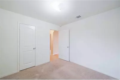 112 Millers Loop, Jarrell, TX 76537 - Photo 17