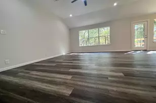 120 Rocky Ln, Bastrop, TX 78602 - Photo 23