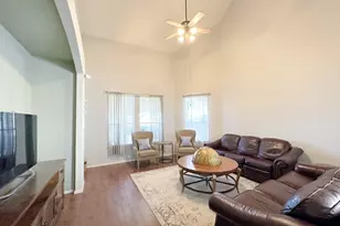 213 Newberry Tr, San Marcos, TX 78666 - Photo 9