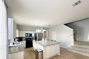 213 Newberry Tr, San Marcos, TX 78666 - Photo 5